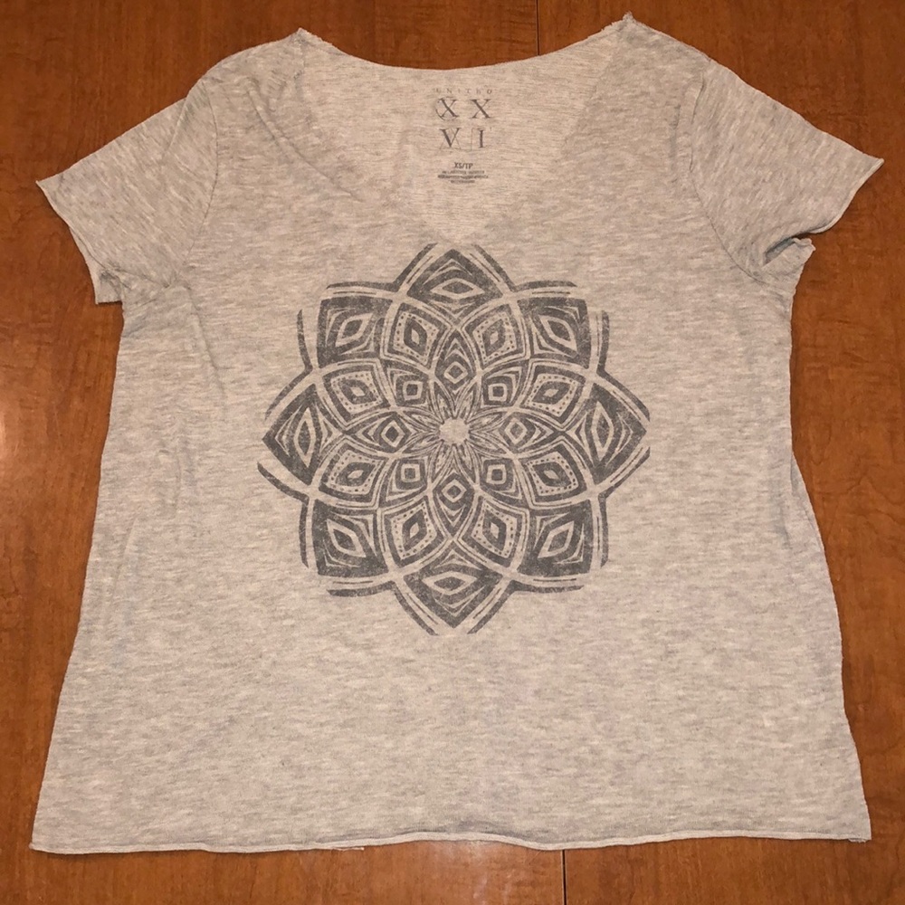 Grey flowy shirt